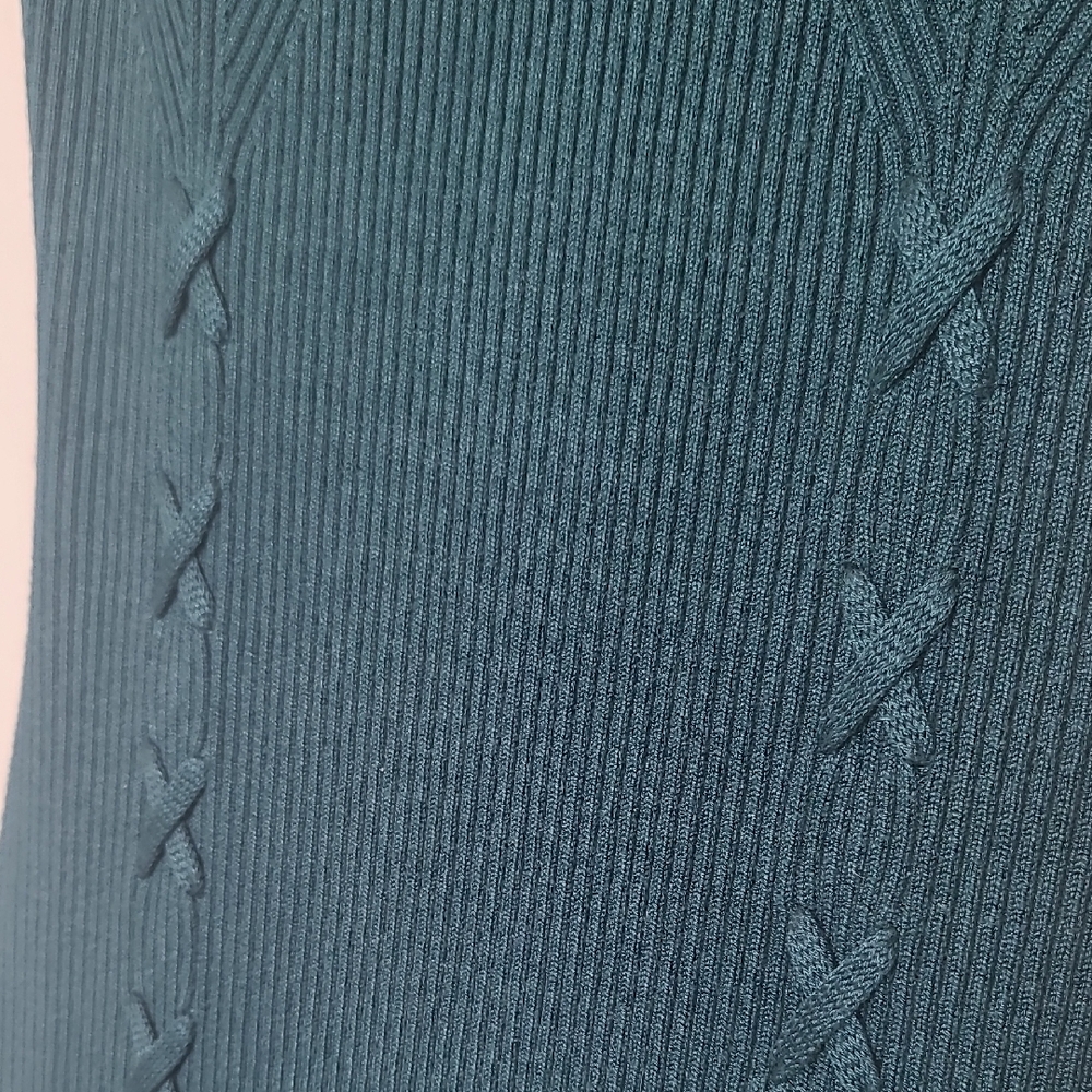 GUESS Green Ribbed Midi Dress - Picture 8 of 10